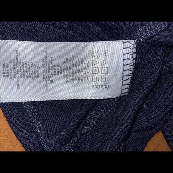 Micheal kors  slerveless top - Picture 5 of 5